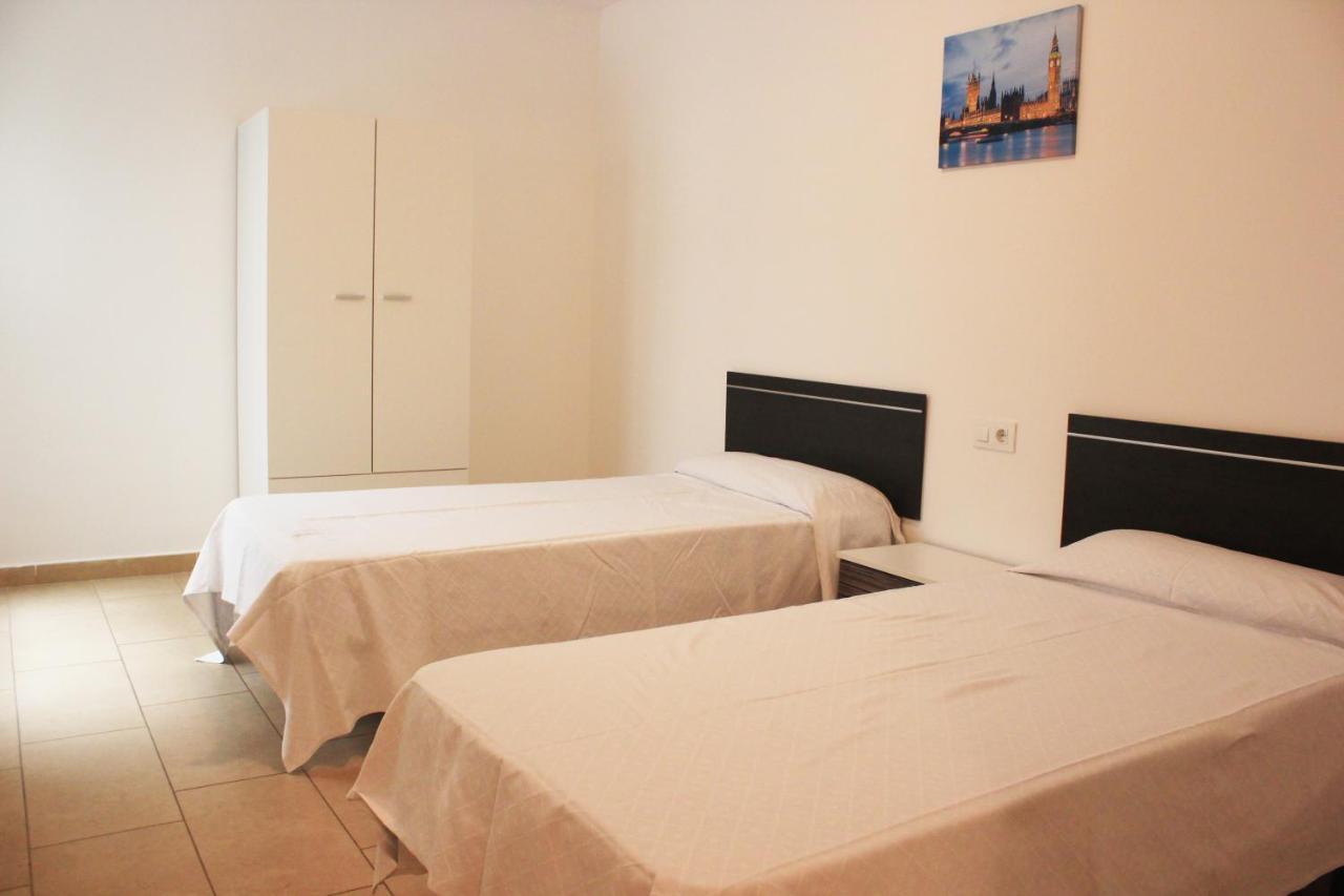 Apartamentos Peniscola Lowcost 3000 Екстер'єр фото