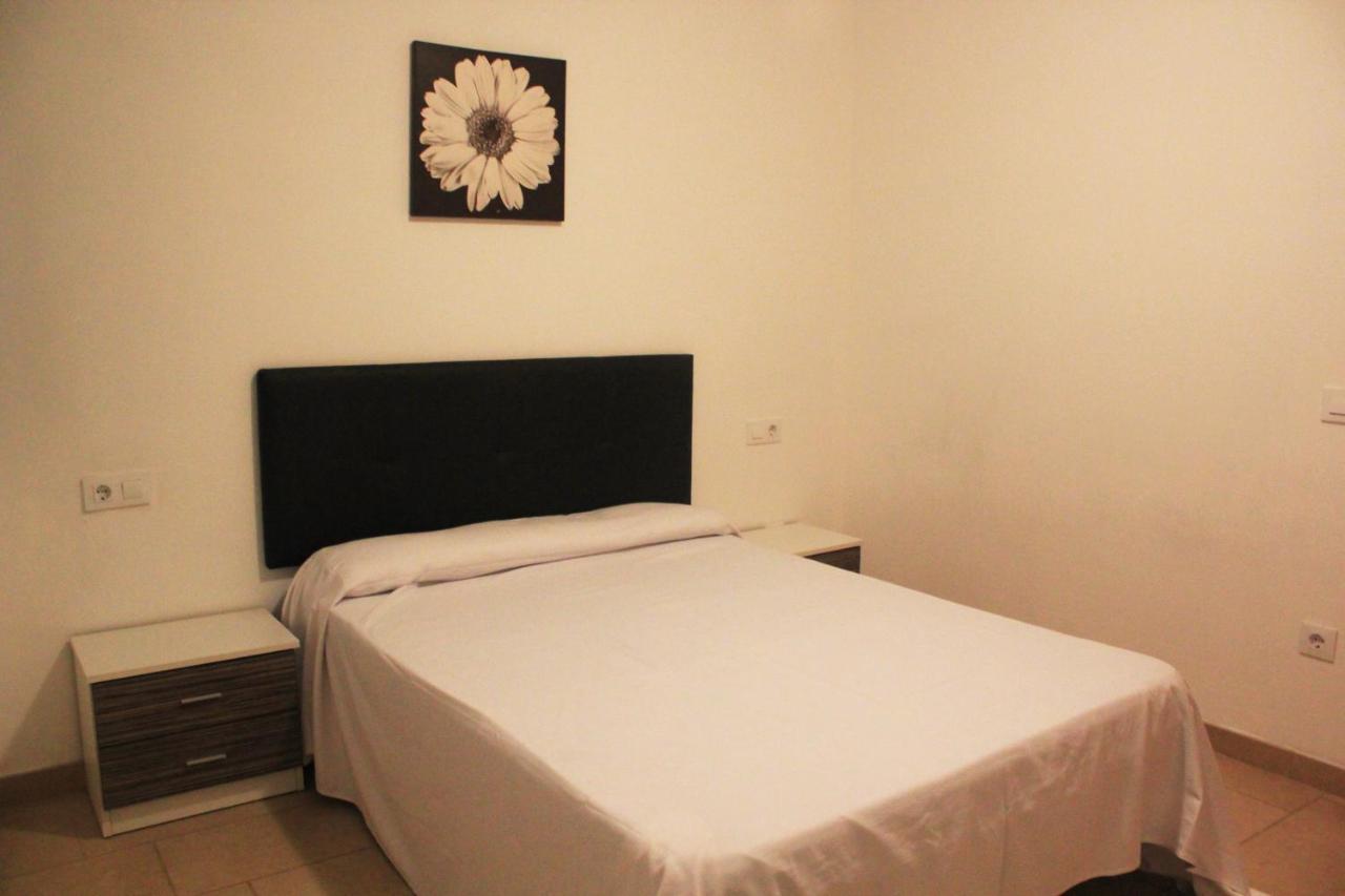Apartamentos Peniscola Lowcost 3000 Екстер'єр фото